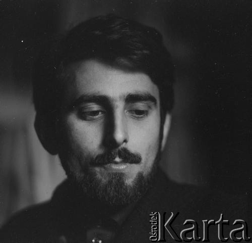 1965, Polska.
Malarz i rysownik Kiejstut Bereźnicki.
Fot. Irena Jarosińska, zbiory Ośrodka KARTA