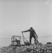 1965, Polska.
Malarz i rysownik Kiejstut Bereźnicki.
Fot. Irena Jarosińska, zbiory Ośrodka KARTA