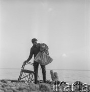 1965, Polska.
Malarz i rysownik Kiejstut Bereźnicki.
Fot. Irena Jarosińska, zbiory Ośrodka KARTA