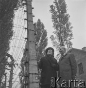Lata 60., Oświęcim, Polska.
Uroczystości rocznicowe w byłym obozie koncentracyjnym.
Fot. Irena Jarosińska, zbiory Ośrodka KARTA