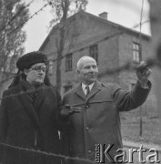 Lata 60., Oświęcim, Polska.
Uroczystości rocznicowe w byłym obozie koncentracyjnym.
Fot. Irena Jarosińska, zbiory Ośrodka KARTA
