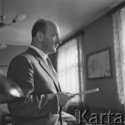 Lata 60., Polska.
Profesor Akademi Górniczo-Hutniczej Jerzy Litwiniszyn.
Fot. Irena Jarosińska, zbiory Ośrodka KARTA