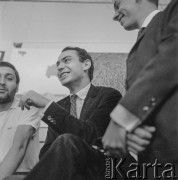 1967, Warszawa, Polska.
Uczniowie profesora Józefa Mroszczaka (przedstawiciela tzw. polskiej szkoły plakatu).
Fot. Irena Jarosińska, zbiory Ośrodka KARTA