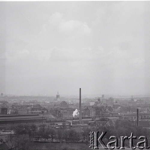 Lata 50.-60., Bytom, Polska.
Panorama miasta.
Fot. Irena Jarosińska, zbiory Ośrodka KARTA
