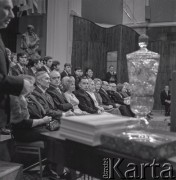 7–25.10.1970, Warszawa, Polska. 
VIII Międzynarodowy Konkurs Pianistyczny im. Fryderyka Chopina. Nz. jury konkursu od lewej siedzą NN, Jan Ekier, Witold Małcużyński, Regina Smendzianka, Pavel Stepan, Annerose Schmidt, Monique Haas, Jan Hoffman, Tatiana Nikołajewa.
Fot. Irena Jarosińska, zbiory Ośrodka KARTA