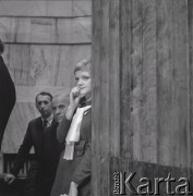 7–25.10.1970, Warszawa, Polska. 
VIII Międzynarodowy Konkurs Pianistyczny im. Fryderyka Chopina. Kuluary.
Fot. Irena Jarosińska, zbiory Ośrodka KARTA