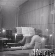7–25.10.1970, Warszawa, Polska. 
Uczestniczka VIII Międzynarodowego Konkursu Pianistycznego im. Fryderyka Chopina.
Fot. Irena Jarosińska, zbiory Ośrodka KARTA