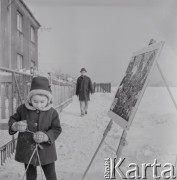 1973, Katowice, Polska.
Grafik Stefan Suberlak(w głębi).
Fot. Irena Jarosińska, zbiory Ośrodka KARTA