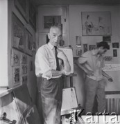 1976, Konstancin koło Warszawy, Polska.
Prozaik, malarz, grafik Leopold Buczkowski w swoim domu.
Fot. Irena Jarosińska, zbiory Ośrodka KARTA