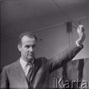 1965, Warszawa, Polska.
Międzynarodowy Festiwal Muzyki Współczesnej „Warszawska Jesień”. Włoski kompozytor Luigi Nono.
Fot. Irena Jarosińska, zbiory Ośrodka KARTA