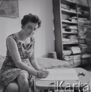 1968, Warszawa, Polska.
Skrzypaczka i kompozytorka Grażyna Bacewicz.
Fot. Irena Jarosińska, zbiory Ośrodka KARTA