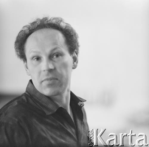 1975, Polska.
Rzeźbiarz Bronisław Chromy.
Fot. Irena Jarosińska, zbiory Ośrodka KARTA