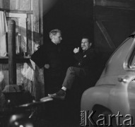 Lata 60.-70., Bydgoszcz, Polska.
Warsztat samochodowy.
Fot. Irena Jarosińska, zbiory Ośrodka KARTA
