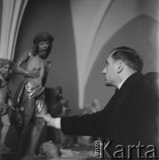 Lata 60., Pelplin, Polska. 
Bazylika katedralna Wniebowzięcia Najświętszej Maryi Panny.
Fot. Irena Jarosińska, zbiory Ośrodka KARTA