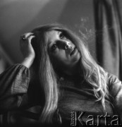 Lata 70., Warszawa, Polska.
Aktorka Barbara Wrzesińska.
Fot. Irena Jarosińska, zbiory Ośrodka KARTA