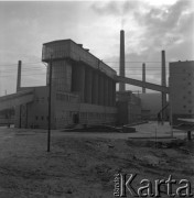 Lata 60., Sandomierz, Polska.
Huta szkła 