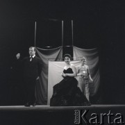 lata 60-te, Warszawa, Polska
Próba na deskach Operetki Warszawskiej.
Fot. Irena Jarosińska, zbiory Ośrodka KARTA.