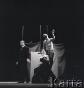 lata 60-te, Warszawa, Polska
Próba na deskach Operetki Warszawskiej.
Fot. Irena Jarosińska, zbiory Ośrodka KARTA.