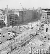 marzec 1952, Warszawa, Polska
Marszałkowska Dzielnica Mieszkaniowa (MDM) - widok na ul. Piękną i Marszałkowską.
Fot. Irena Jarosińska, zbiory Ośrodka KARTA