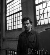 1952, Bydgoszcz, Polska
Pomorskie Zakłady Budowy Maszyn - brygadzista Henyk Musielak
Fot. Irena Jarosińska, zbiory Ośrodka KARTA