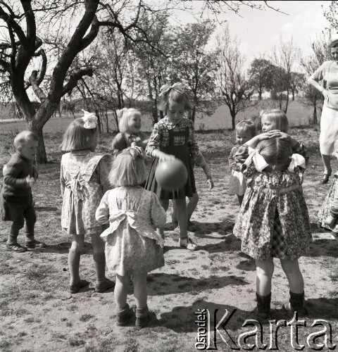 1953, Kokoszkowy, Polska
Rolniczy Zespół Spółdzielni 