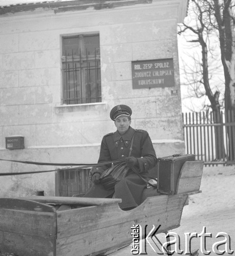 1954, Kokoszkowy, Polska
Rolniczy Zespół Spółdzielni 