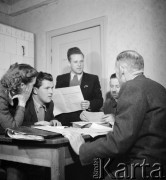 1954, Kokoszkowy, Polska
Rolniczy Zespół Spółdzielni 