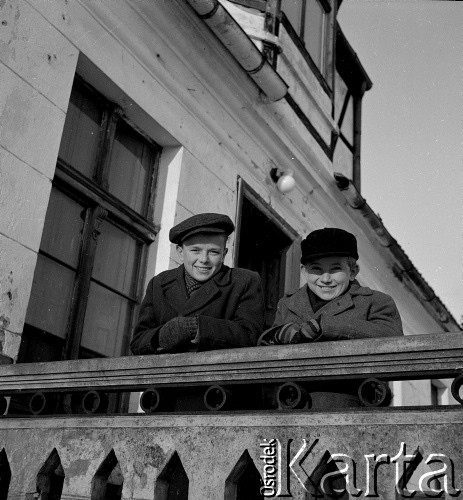 1954, Kokoszkowy, Polska
Rolniczy Zespół Spółdzielni 