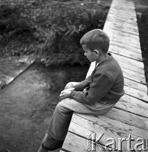 lata 50-te, Krościenko, Polska
Syn Ireny Jarosińskiej - Marek.
Fot. Irena Jarosińska, zbiory Ośrodka KARTA