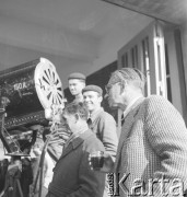 1954, Wrocław, Polska
Reżyser Jan Fethke na planie filmu 