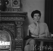 1967, Oblęgorek, woj. kieleckie, Polska.
Muzeum Henryka Sienkiewicza utworzone w jego dawnym dworku. Uczestniczka międzynarodowej sesji poświęconej pisarzowi.  
Fot. Irena Jarosińska, zbiory Ośrodka KARTA