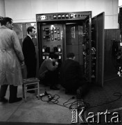 1967, Warszawa, Polska.
Radiolokator Avia B, opracowany przez specjalistów z Przemysłowego Instytutu Telekomunikacji.
Fot. Irena Jarosińska, zbiory Fundacji Ośrodka KARTA