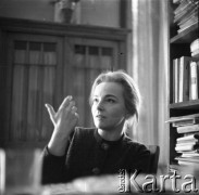 Wiosna 1960, Warszawa, Polska.
Aktorka Aleksandra Śląska.
Fot. Irena Jarosińska, zbiory Ośrodka KARTA