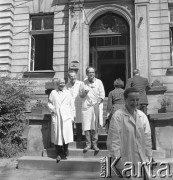 1966, Kraków, Polska.
Klinika Psychiatrii Akademii Medycznej w Krakowie, n/z z prawej doktor Wanda Półtawska.
Fot. Irena Jarosińska, zbiory Ośrodka KARTA