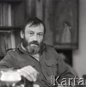 Lata 70., Warszawa, Polska.
Jan Michlewski, fotoreporter.
Fot. Irena Jarosińska, zbiory Fundacji Ośrodka KARTA