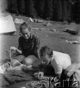 Lata 60., Polska.
Obóz taternicki w górach.
Fot. Irena Jarosińska, zbiory Ośrodka KARTA