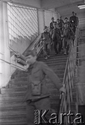 10.02.1961, Śląsk, Polska.
Górnicy Rybnickiego Okręgu Węglowego.
Fot. Irena Jarosińska, zbiory Ośrodka KARTA