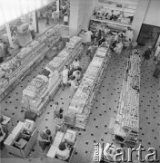 1970, Oleśnica, woj. wrocławskie, Polska.
Dom Handlowy 