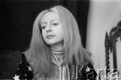 Lata 80., Polska.
Portret kobiety.
Fot. Irena Jarosińska, zbiory Ośrodka KARTA