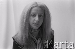 Lata 80., Polska.
Kobieta.
Fot. Irena Jarosińska, zbiory Ośrodka KARTA