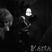 Lata 50., Warszawa, Polska.
Kawiarnia.
Fot. Irena Jarosińska, zbiory Fundacji Ośrodka KARTA