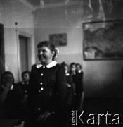 Lata 60., Warszawa, Polska.
Eksperymentalna Szkoła Podstawowa nr 176 przy placu Inwalidów.
Fot. Irena Jarosińska, zbiory Fundacji Ośrodka KARTA