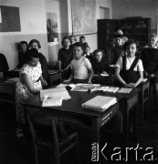 Lata 60., Warszawa, Polska.
Eksperymentalna Szkoła Podstawowa nr 176 przy placu Inwalidów.
Fot. Irena Jarosińska, zbiory Fundacji Ośrodka KARTA