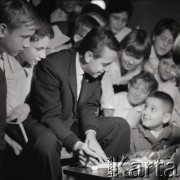 1964, Warszawa, Polska.
Wizyta meksykańskiego karykaturzysty i dziennikarza Eduarda del Rio 