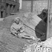 Lata 60., Warszawa, Polska.
Aktorka Bogusława Kożusznik podczas sesji zdjęciowej.
Fot. Irena Jarosińska, zbiory Fundacji Ośrodka KARTA