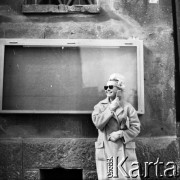 Lata 60., Warszawa, Polska.
Aktorka Bogusława Kożusznik podczas sesji zdjęciowej.
Fot. Irena Jarosińska, zbiory Fundacji Ośrodka KARTA