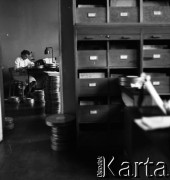 1959, Warszawa, Polska.
Archiwum Wytwórni Filmów Dokumentalnych (WFD) na ulicy Chełmskiej.
Fot. Irena Jarosińska, zbiory Fundacji Ośrodka KARTA