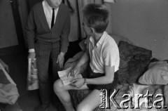 1961, Warszawa, Polska.
Casting do roli Wawrzka w filmie 