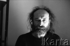 Lata 80., Polska.
Imieniny artysty Andrzeja Fogta. 
Fot. Irena Jarosińska, zbiory Ośrodka KARTA