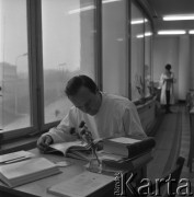 Lata 70., Lublin, Polska.
Uniwersytet im. Marii Curie-Skłodowskiej w Lublinie.
Fot. Irena Jarosińska, zbiory Ośrodka KARTA
